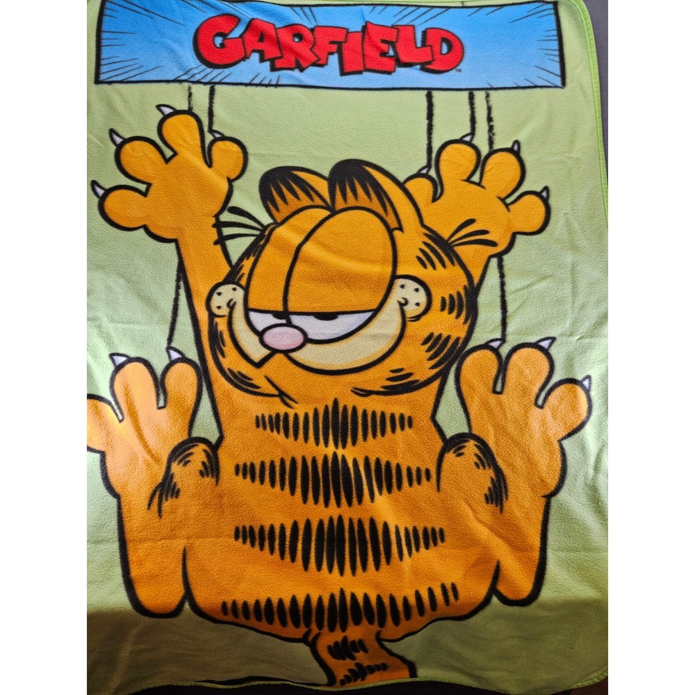 Garfield Hanging Cat Fleece Throw Blanket Lime Green Plush Jim Davis 45x60